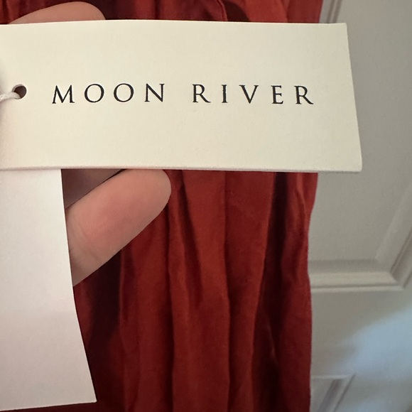 NWT Moon River Tiered Shirred Back Tie Cut-Out Eyelet Midi Dress Brick Size L - Picture 9 of 12